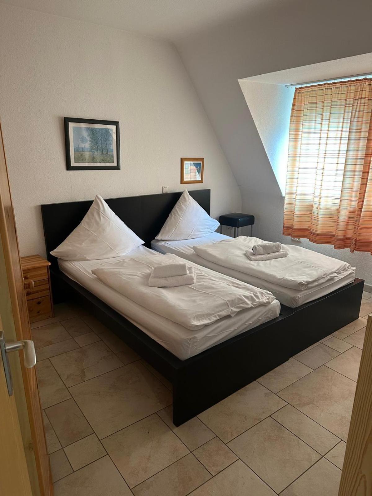 City Center - 4 Room Apartment With Kitchen And 2 Bathrooms Norimberga Esterno foto